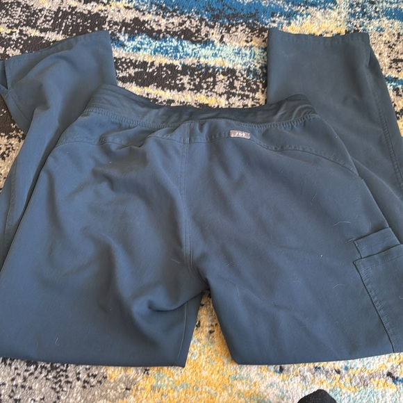 Figs Kade Cargo Scrub Pants Dark Harbor - Picture 3 of 5